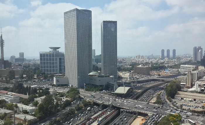 Tel_aviv_aerial_view_azrieli_center getting around israel