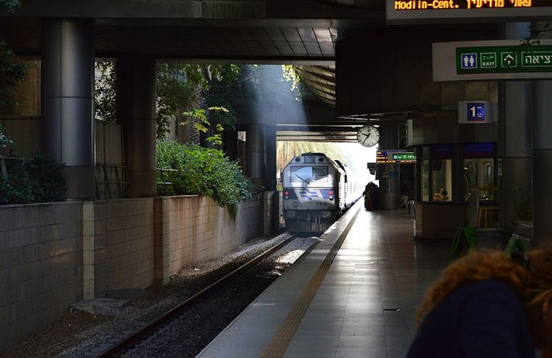 train station at ben gurion airport