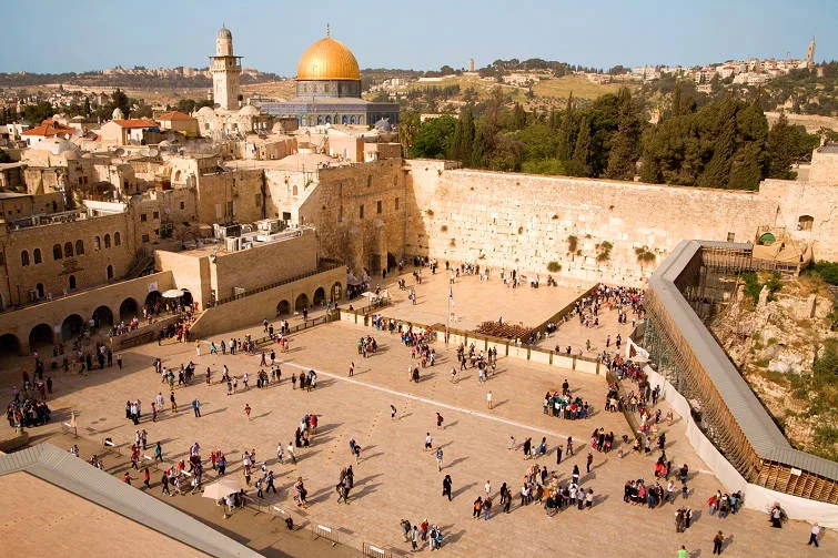 the western wall in jerusalem