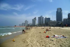 the best beaches in tel aviv