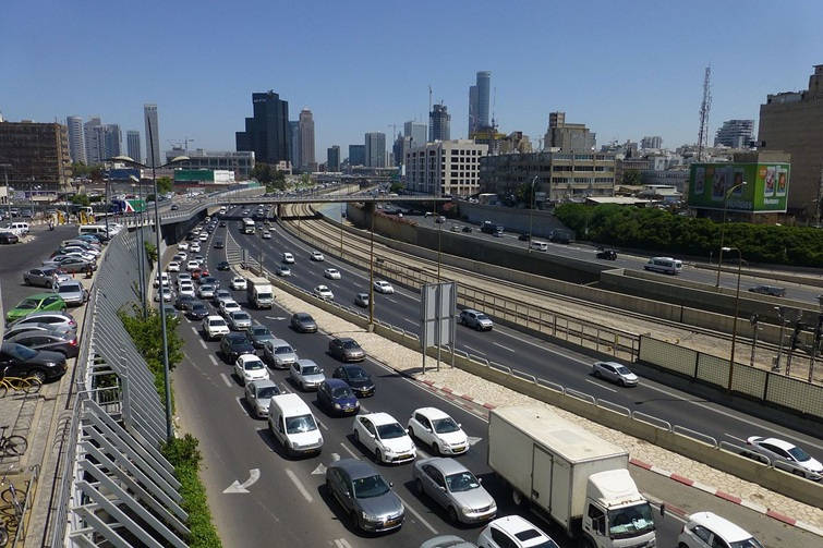 traffic in tel aviv highway