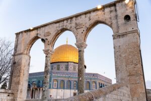 arches and dome of the rock in jerusalem