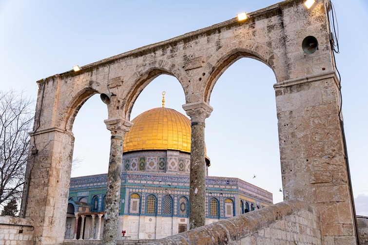 arches and dome of the rock in jerusalem