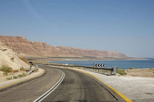 road to ein bokek at the dead sea