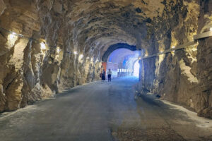 rosh hanikra tunnels