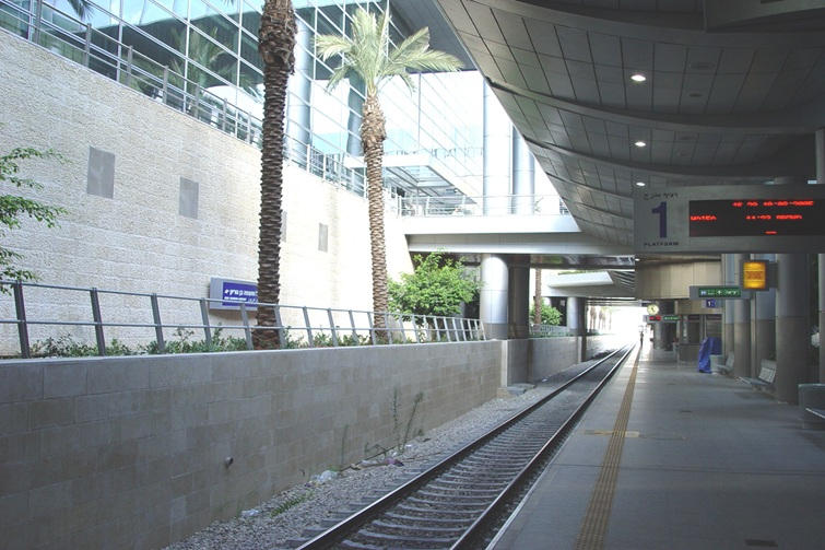 train station at ben gurion airport