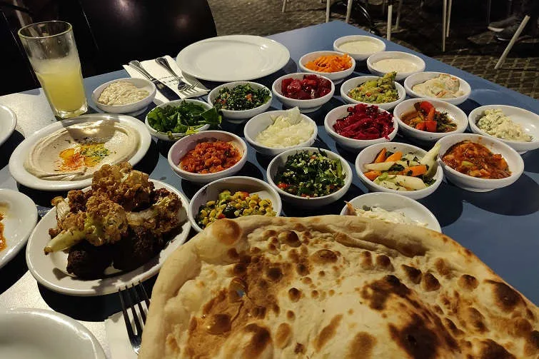 what to eat in israel