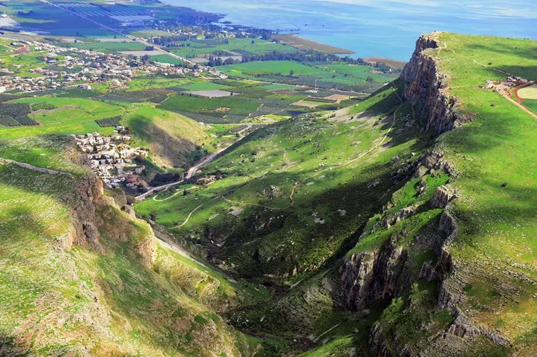 ARBEL_MT mount arbel near sea of galilee in israel