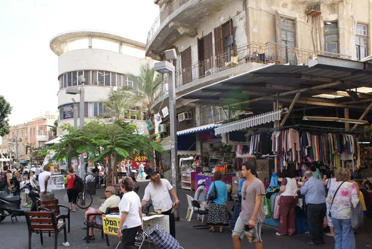 carmel market in tel aviv
